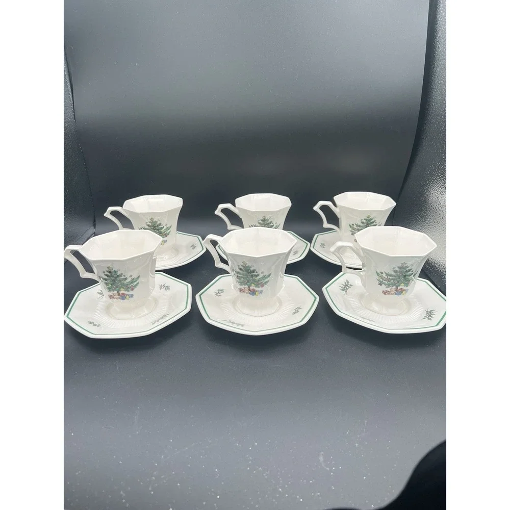 🎄‎ Nikko Christmastime Coffee Cup & Saucer Set–Holly & Christmas Tree–Vintage☕
